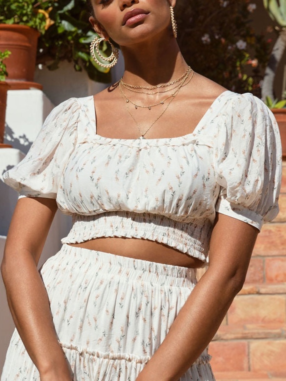 By The River- Leaf Print Crop Top Size Large Puff Sleeve